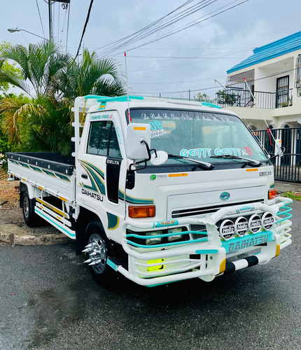 Daihatsu Delta 2009 Cama Larga Camion Nuevo Se Vende Oferta