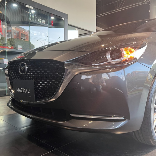 Imagen 11 de 18 de Mazda 2 Sedan Grand Touring Lx Machine Gray