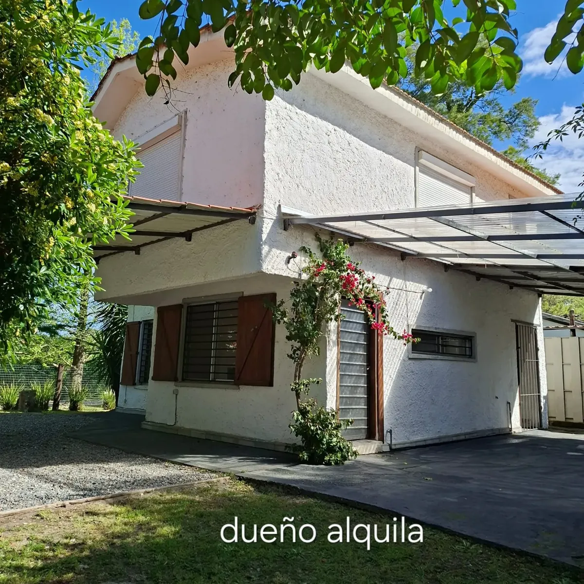 Dueño Alquila Hermosa Casa De 2 Plantas En Excelente Estado : 2 Dormitorios, 2 Baños, Amplia Cochera, Parrillero, A Dos Cuadras De La Playa Y Tres Del Arroyo En El Pinar Sur. · Foto 2
