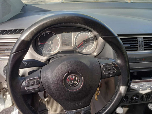 Imagen 7 de 8 de Volkswagen Suran 2014 1.6 Imotion Highline 110cv