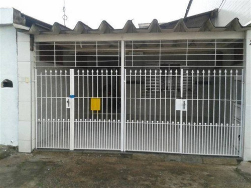 Imagem 6 de 8 de Casa Terrea Germinada 2 Dormitorios Bem Espaçosa 5x25, Com 2 Vagas Na Garagem, Próximo De Mercados, Padarias, Ponto De Onibus E Lotação, Escolas, E Feira Livre. - Hm2250