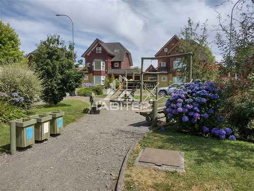 Hermosa Casa De Gran Tamaño Y Segura En Barrio Inglés Temuco