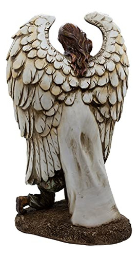 12 Ángel De La Guarda Protegiendo Y Rezando Con El Soldado