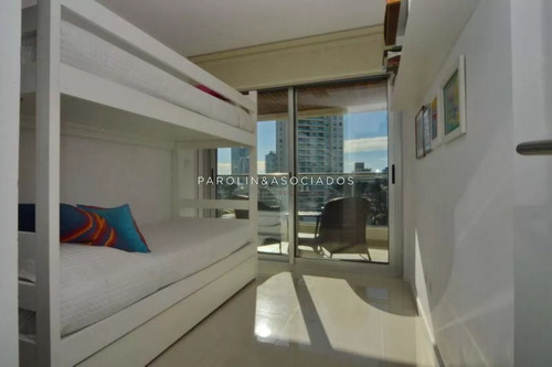 Apartamento En Venta En Icon Brava Tower, Punta Del Este.