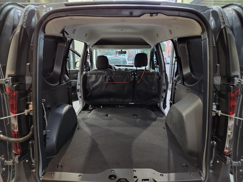 Imagen 6 de 25 de Renault Kangoo Confort 1.6 5a -entrega Asegurada- (mja)