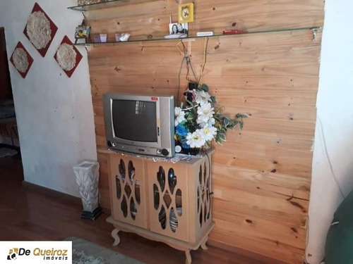 Imagem 5 de 13 de Casa, Bairro Vera Cruz, Lado Morro, Murado,usado, Rua Com Calçada, 02 Dormitórios, 02 Banheiro, Cozinha, Sala, Garagem Para 02 Carros, Churrasqueira, Quintal, Área De Serviço, Grad - 6200 - 69192824