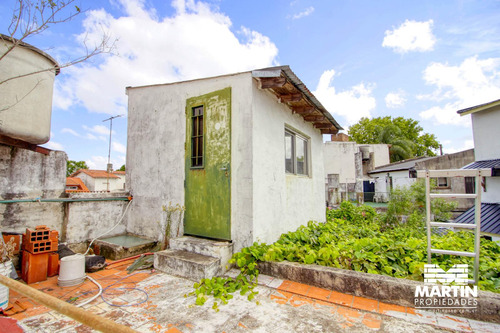 Casa En Venta En Martínez, 3 Ambientes, Ideal Para Refaccionar/ampliación. Lote 171 M2.