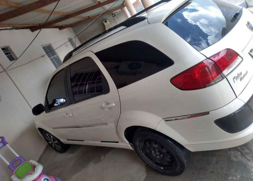 Fiat Palio Weekend 2013 1.4 Attractive Flex 5p
