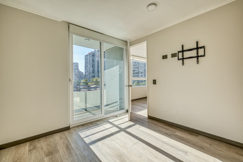 Edificio Vive Santa Isabel (1 Est.) Vista Poniente Piso 4