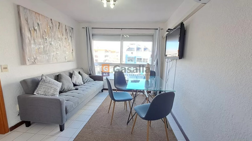 Apartamento En Alquiler Anual E Invernal - Zona Península Ref. 6490