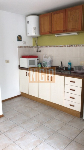 Imagen 4 de 16 de Apartamento En Venta Con Renta En Maldonado +dos Dormitorios +oportunidad