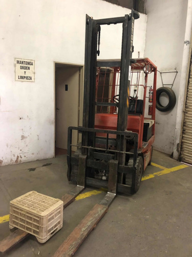Imagen 4 de 14 de Autoelevador Toyota 2.5tn Funcionando,c/bateria Y Cargador