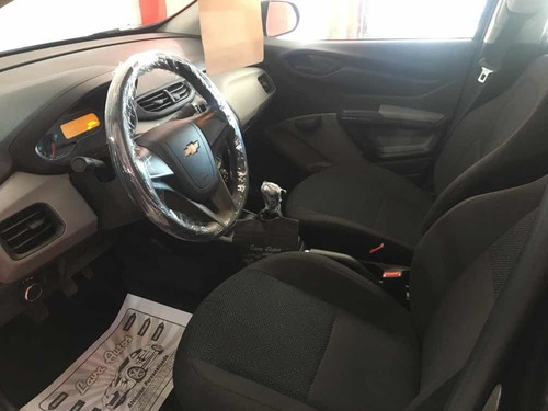 Chevrolet Onix Lt 2017 40000km Permuto / Financio