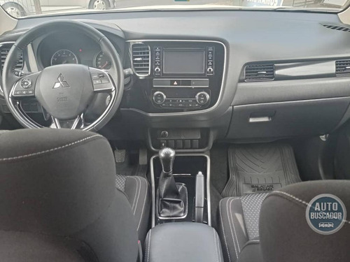 Mitsubishi Outlander 2019