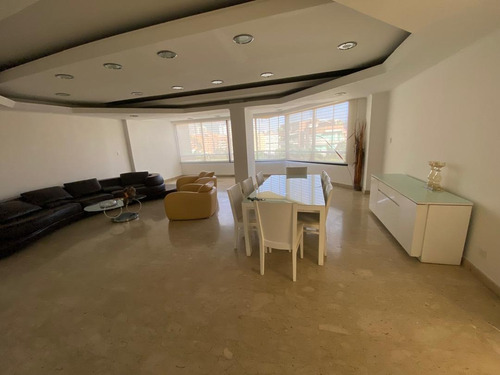Excelente Apartamento Para Alquilar En Inmejorables Condiciones, Estratégicamente Ubicado En La Urb. Campo Alegre