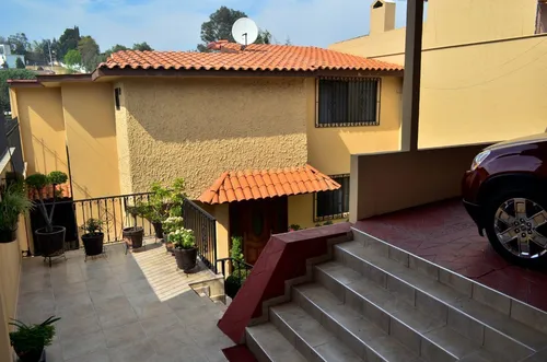 Casa En Venta En Lomas De La Hacienda Av1032