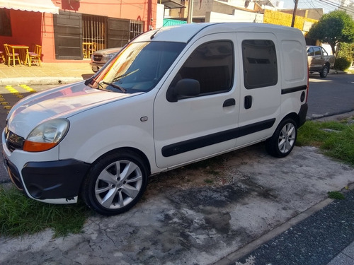 Renault Kangoo 1.6 2 Confort 5as Aa Da Svt 1plc 2011