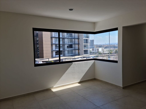Se Vende Casa Enel Refugio, 3 Habitaciones, Estudio, Construcción A Tabique Rojo