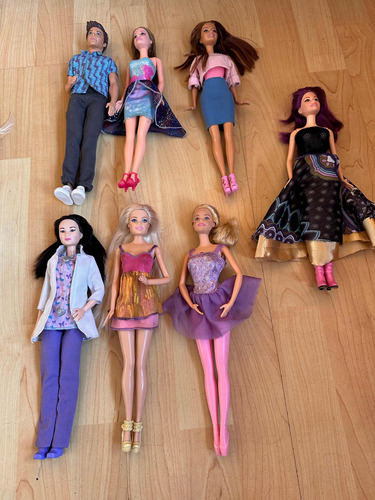 Set De 6 Barbies Y 1 Ken. Original Mattel