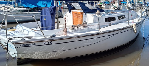 Pandora 32. Velero