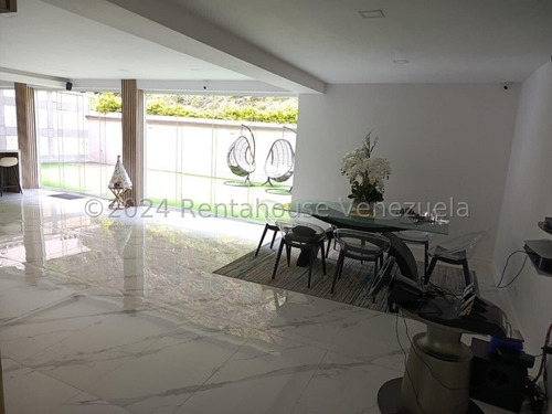 Casa En Venta En Santa Paula Calle Cerrada Caracas Casas Angela Tochon