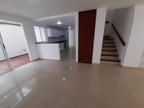 Barrio Las Mercedes - Casa En Conjunto Cerrado En Venta Palmira Valle