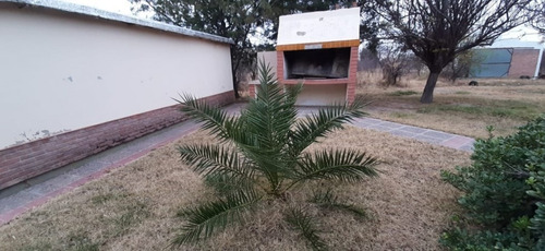 Venta Hermosa Finca Con Pileta Y Quincho!