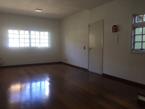 Imagem 10 de 30 de Sobrado Á 5 Minutos Metrô Vila Sonia Não Perca Essa Oportunidade, Agende Sua Visita E Confira!