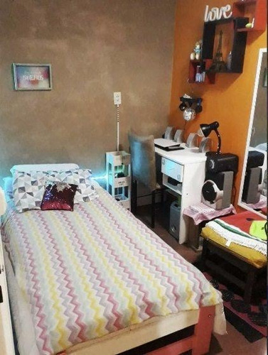 Imagen 9 de 14 de Venta - Casa 4 Amb - Parque Leloir - Ituzaingo