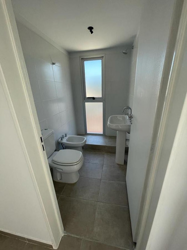 Imagen 5 de 7 de Departamento - Ituzaingó Centro