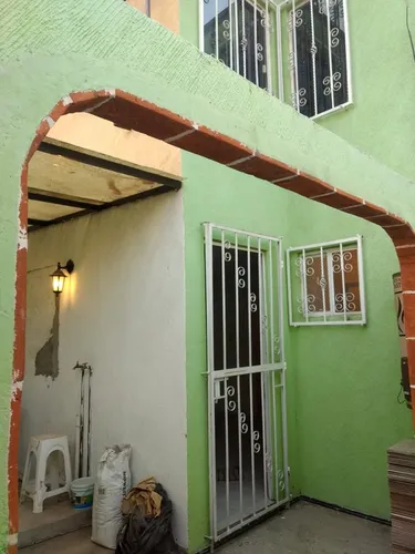 Casa En Barrio Del Niño Jesús En Alberto Zamora #·151 En Coyoacán. Entre Miguel Ángel De Quevedo Y Espíritu Santo. Plaza De La Conchita, Parque Frida Kahlo Y Centro Histórico Coyoacán. Fl19-ru
