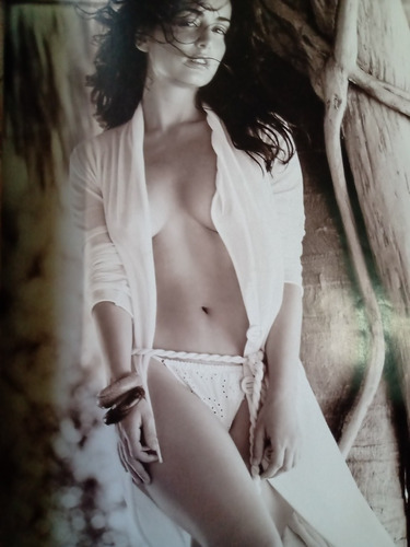 Imagen 3 de 4 de Revista H Ana De La Reguera