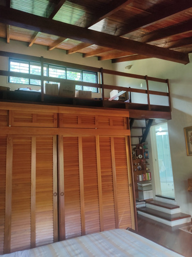 Silvia Jaramillo Vende Elegante Casa Monteclaro Lagunas