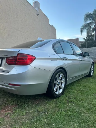 BMW Serie 3 2.0 320ia Luxury Line At