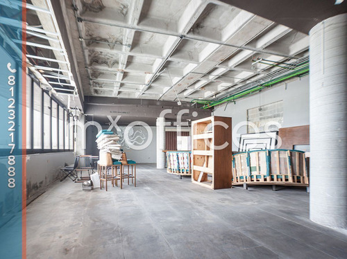 Renta De Local Comerciales De 303.78 M2 Al Poniente De San Pedro
