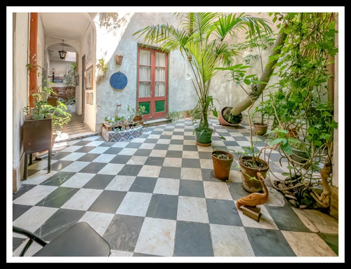 Encantadora Casona Colonial A Pasos De La Rambla