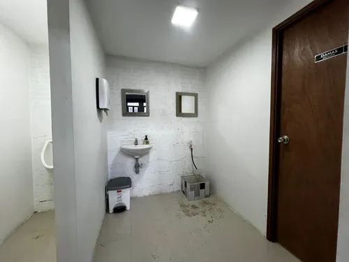 Local En Arriendo Centro -pereira (279058083).
