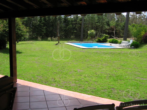 Imagen 28 de 29 de Punta Del Este, Chalet Con Gran Jardín, 4 Dormitorios Y Piscina-
