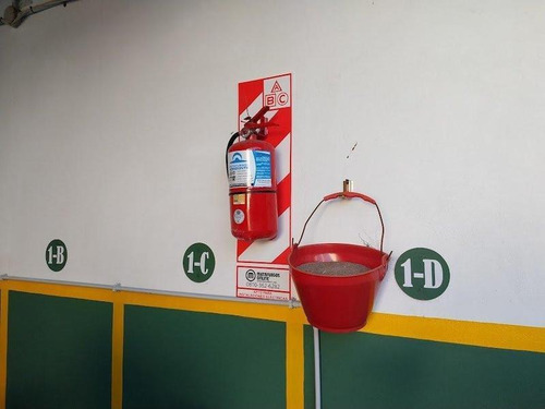 Imagen 12 de 13 de Cocheras En Vente Excelente Ubicacion