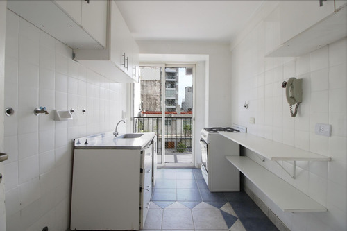Venta Departamento 3 Amb En Palermo Chico A Reciclar - Piso Alto.