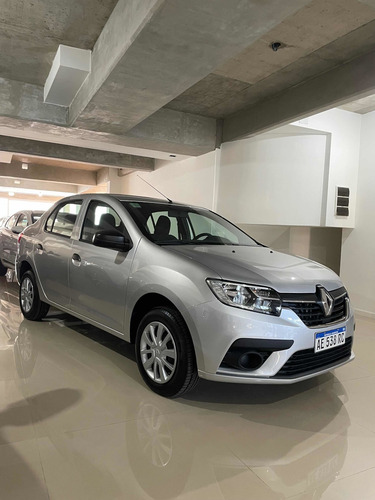 Imagen 2 de 12 de Renault Logan 2020 1.6 16v Life