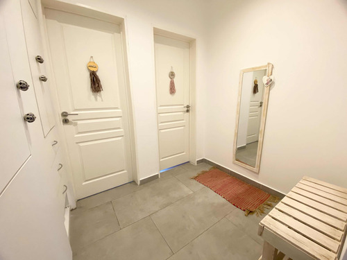 Venta De Excelente Casa. Barrio Santa Elena, Pilar Del Este