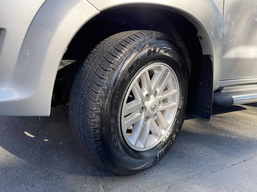 Imagem 10 de 15 de Toyota Hilux Sw4 2.7 Sr 4x2 16v Flex 4p Automático