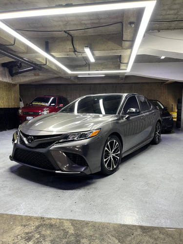 Toyota Camry 2020