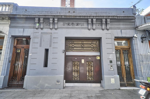 Imagen 3 de 30 de Venta - Caballito - Ph De 5 Ambientes Con Garage Y Quincho