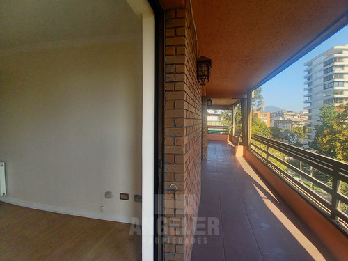 Departamento Noble En Providencia