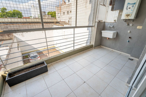 Venta 2 Ambientes Balcón Parrilla Baño Y Toilette