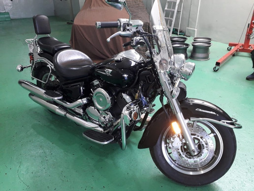 Yamaha V-star 1100