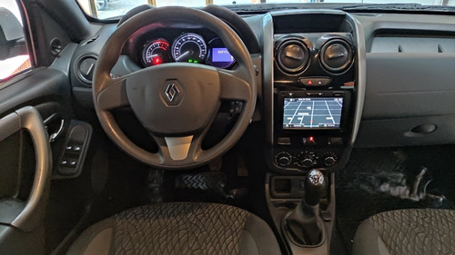 Imagen 8 de 11 de Renault Duster 2017 1.6 Ph2 4x2 Dynamique