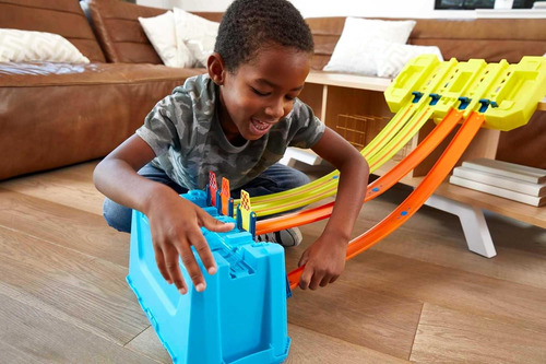 Caja Rapida Hot Wheels Track Builder Gravity Con Gas De L...